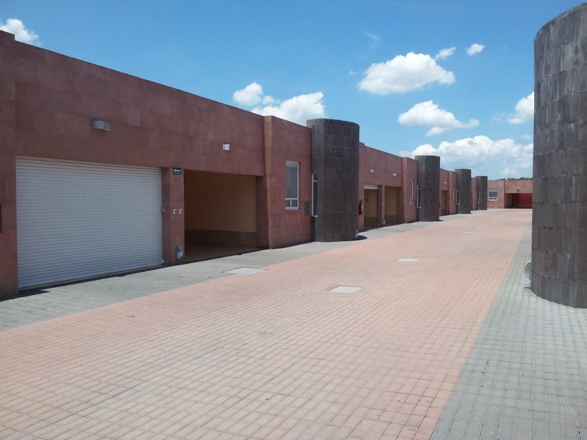 Motel Paraiso Suites Querétaro Buitenkant foto